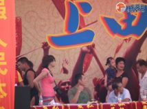 7-24温州上田 指挥台上的美女