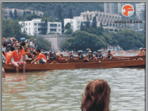 这样一丝不挂的美女看客很少有的