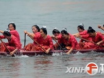 西双版纳赛的龙舟