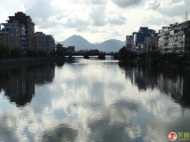 今天经过拍的 时间早了点 嘿嘿